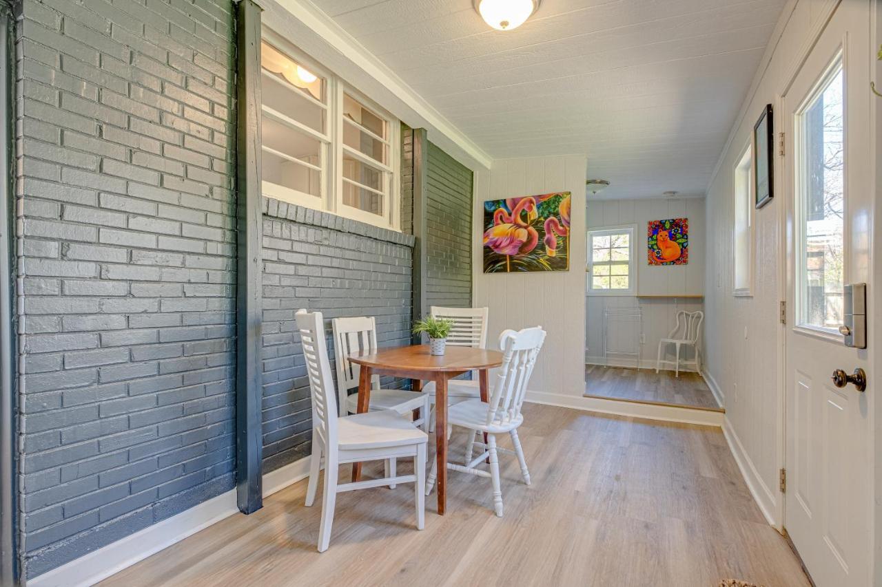 נאשוויל The Titan - Pet-Friendly Bungalow מראה חיצוני תמונה